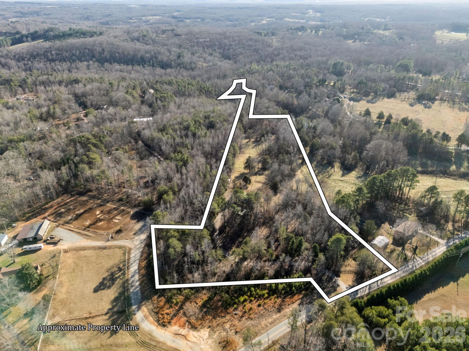 3205 Collinsville Road - Photo 46