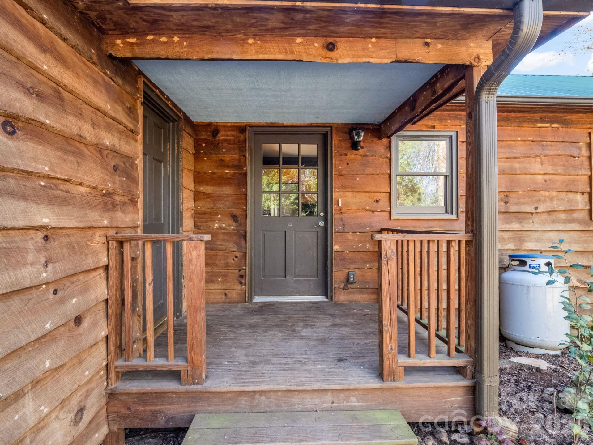 3205 Collinsville Road - Photo 9