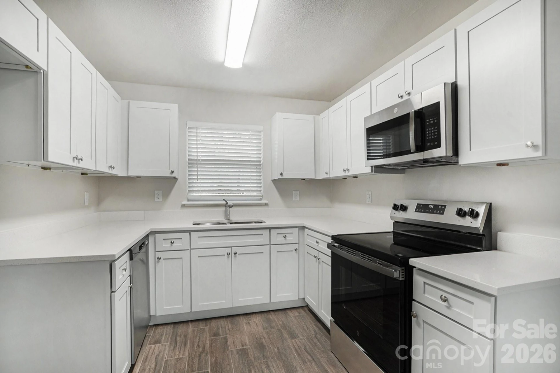 3431 Shamrock Drive - Photo 10