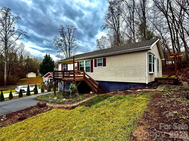 11 Pisgah View Road