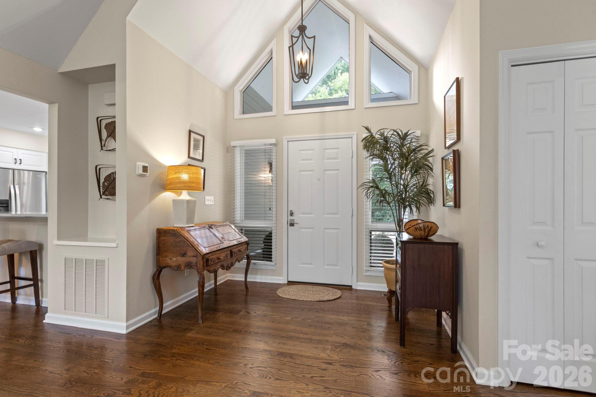 128 Broadmoor Drive - Photo 6