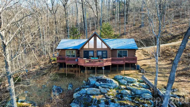 206 Amelia Lane