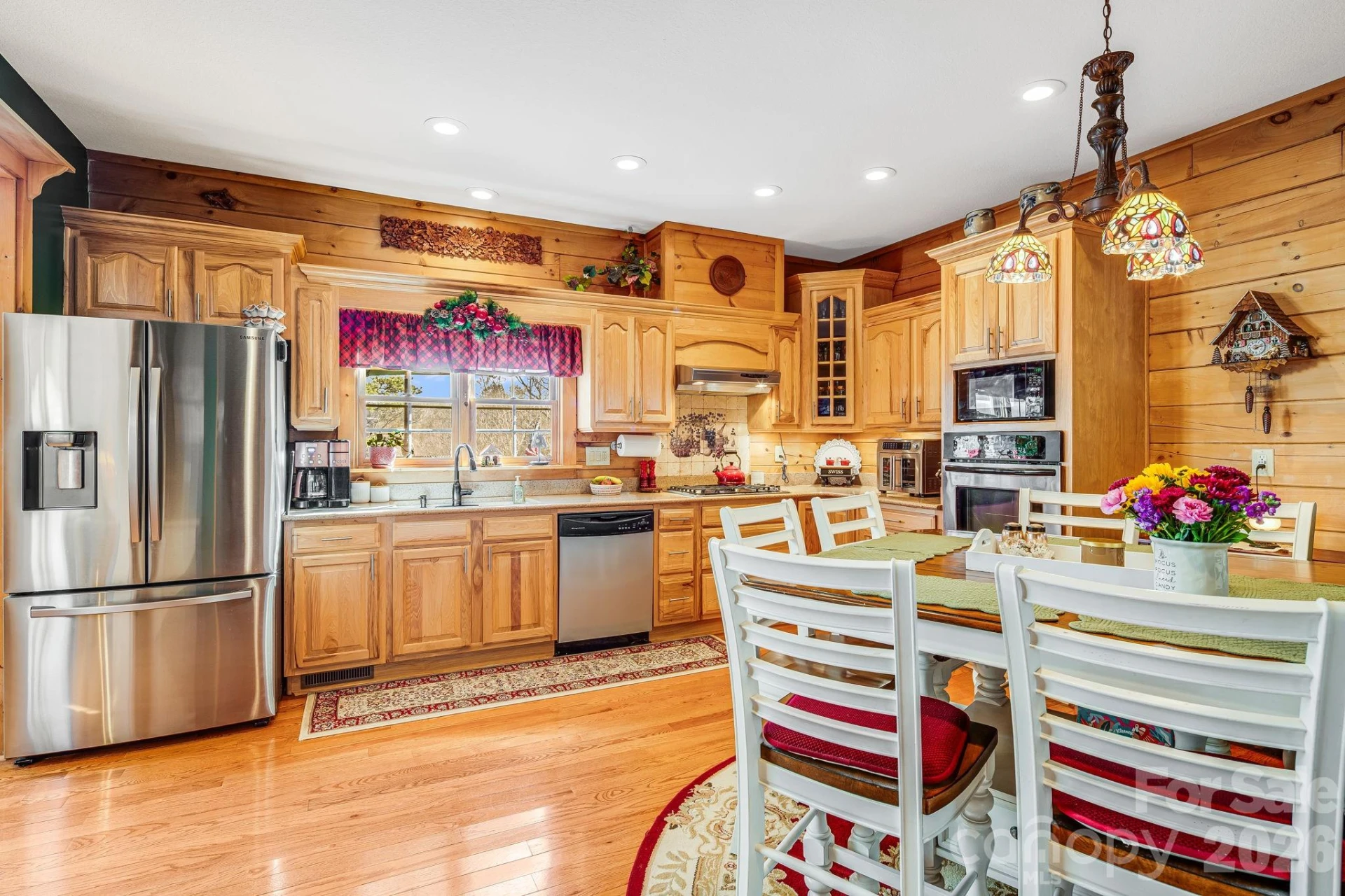158 Raven Boulevard - Photo 4