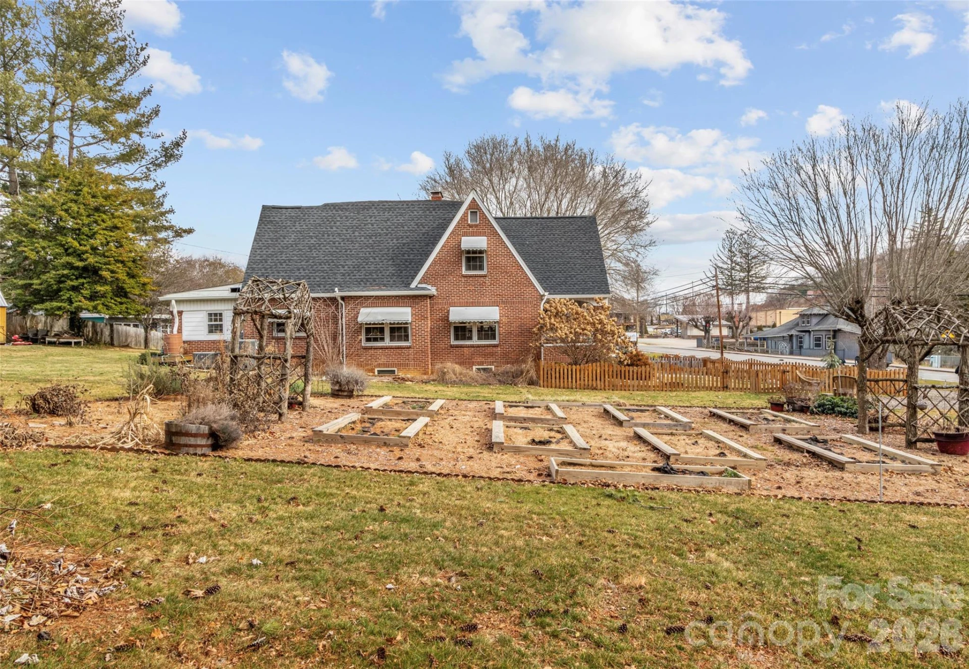 506 Main Street - Photo 8