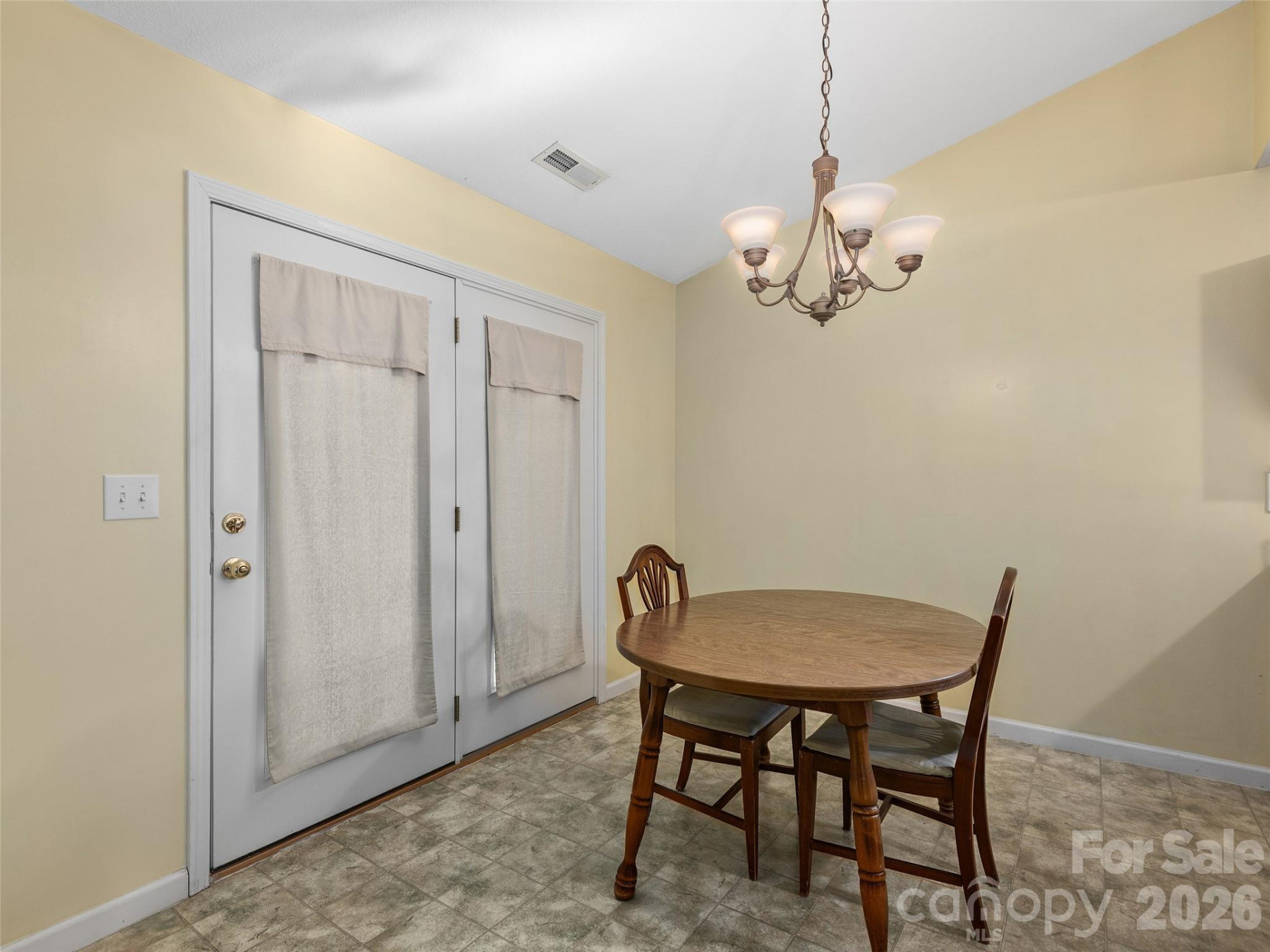 88 Wiltshire Circle - Photo 7