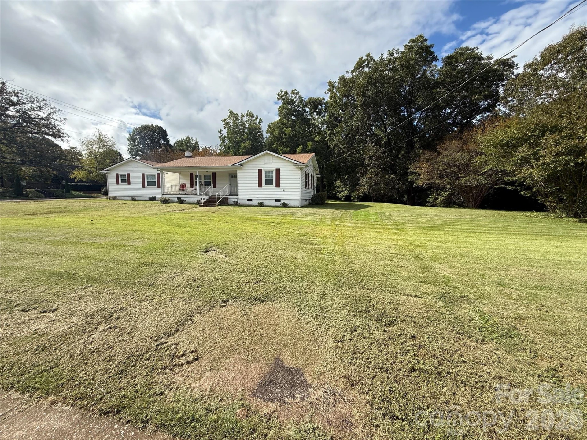 168 Walker Street - Photo 3