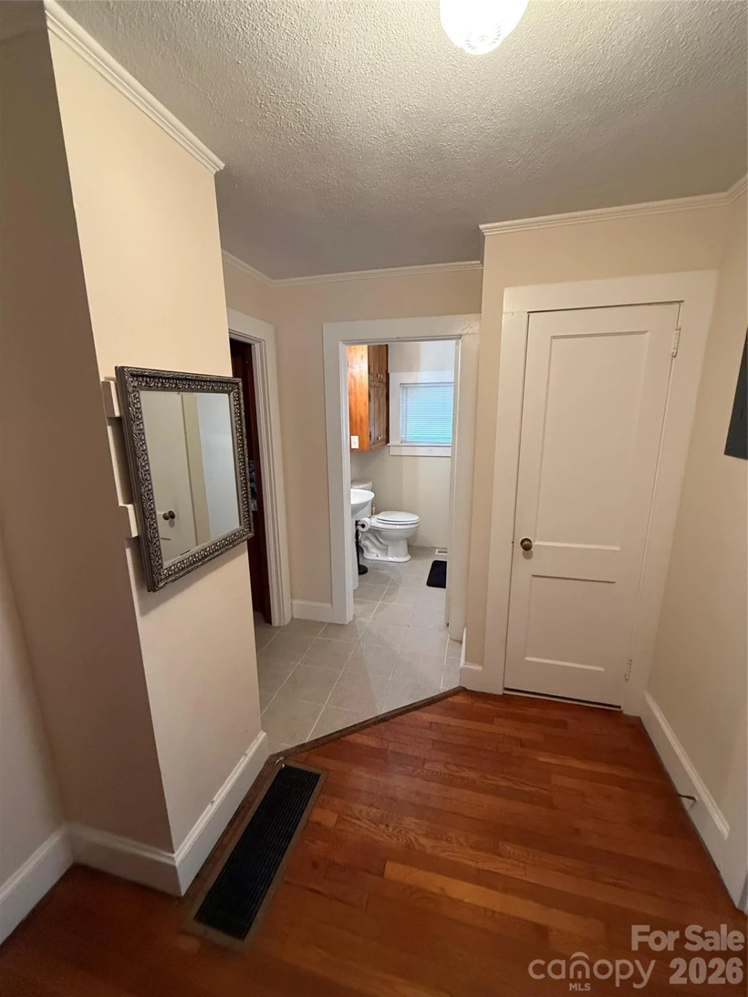 168 Walker Street - Photo 8