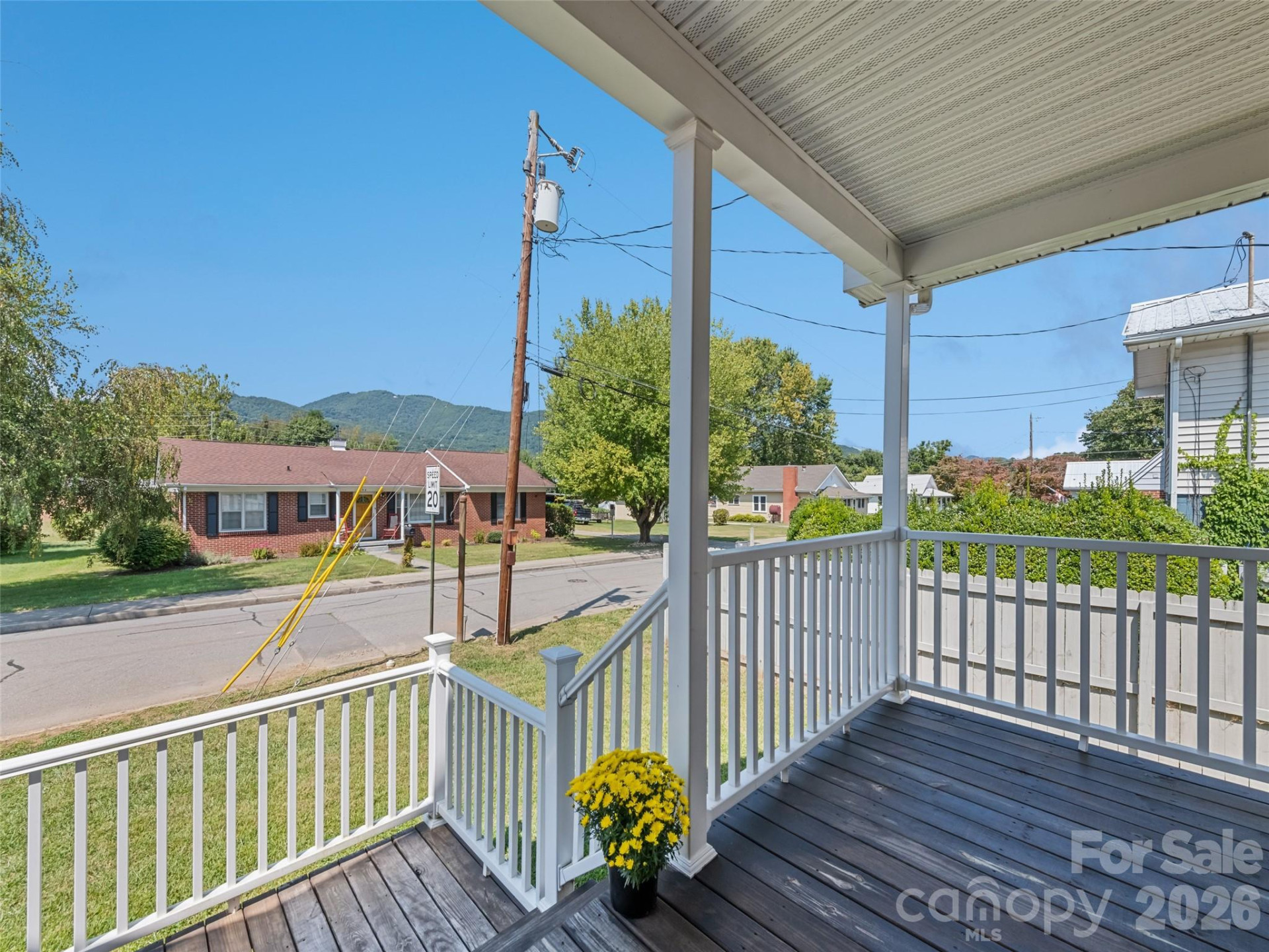 721 Camelot Drive - Photo 20