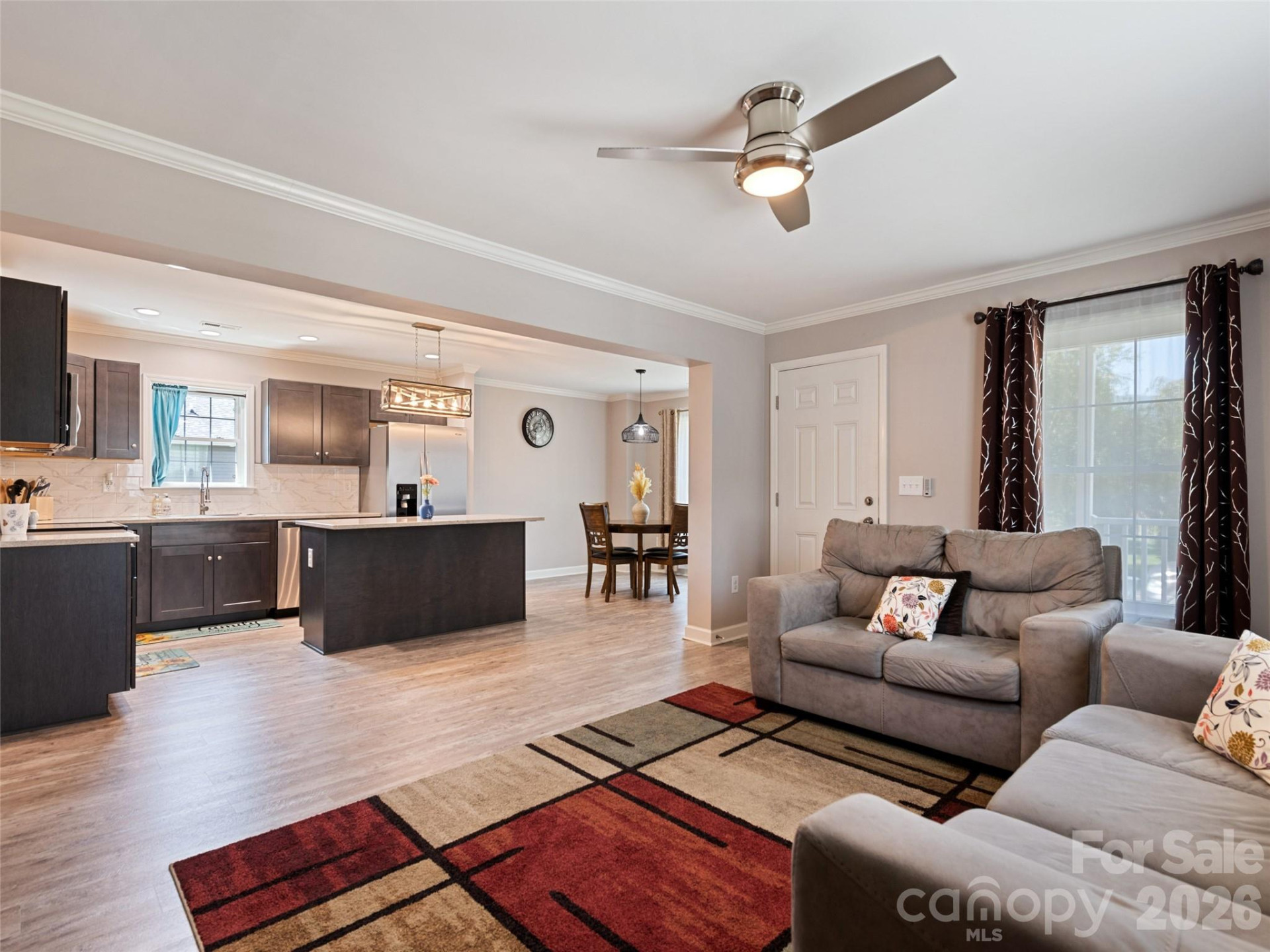 721 Camelot Drive - Photo 8