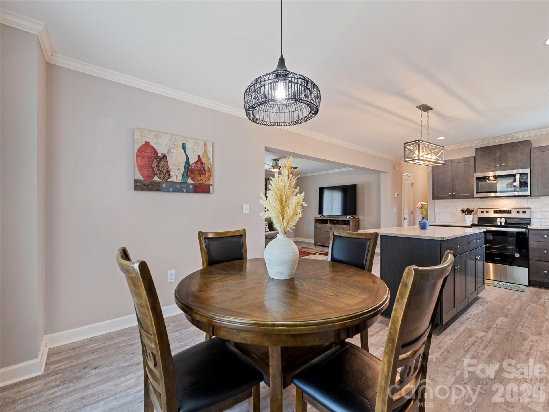 721 Camelot Drive - Photo 9