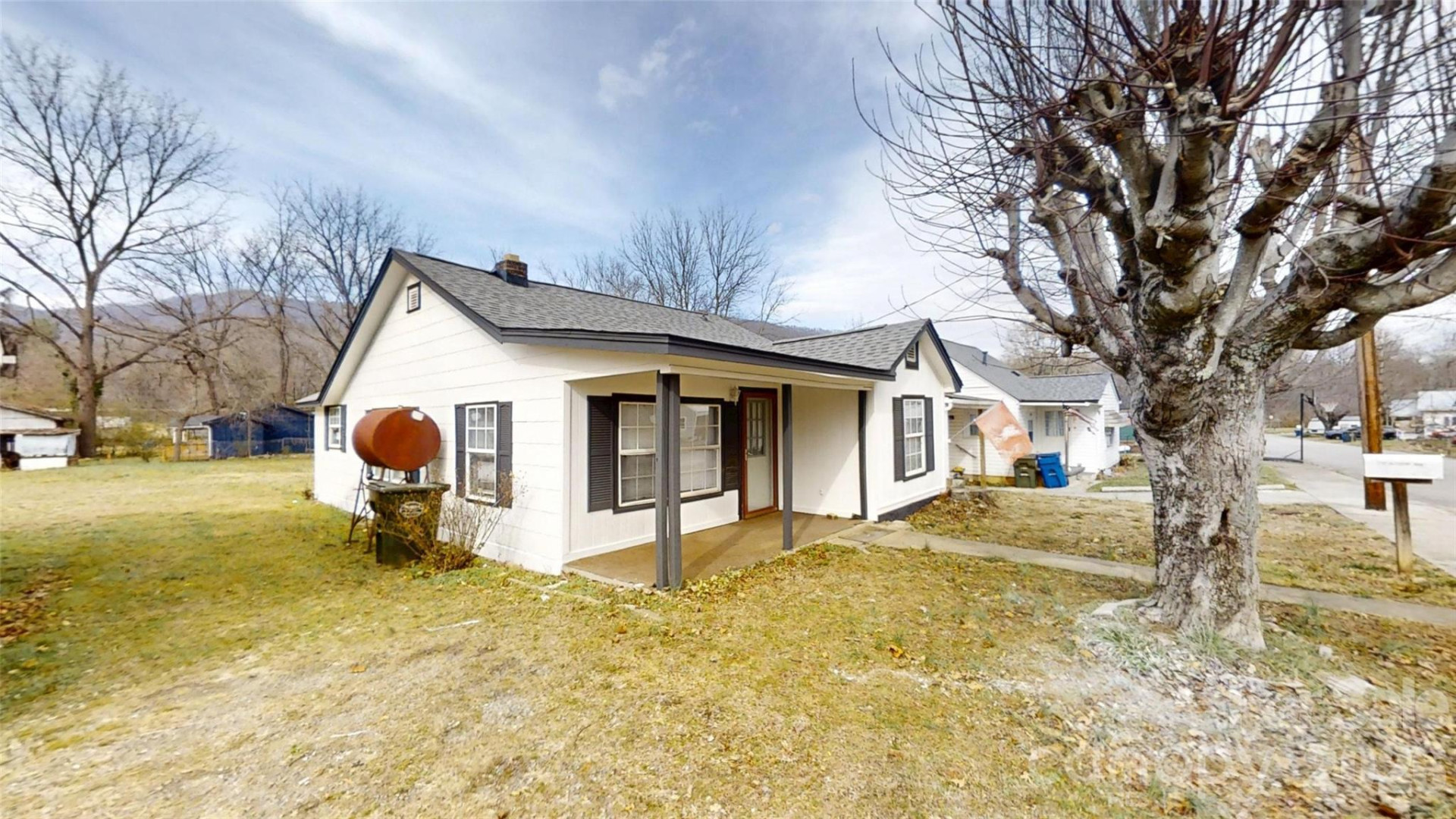 269 Westwood Circle - Photo 2