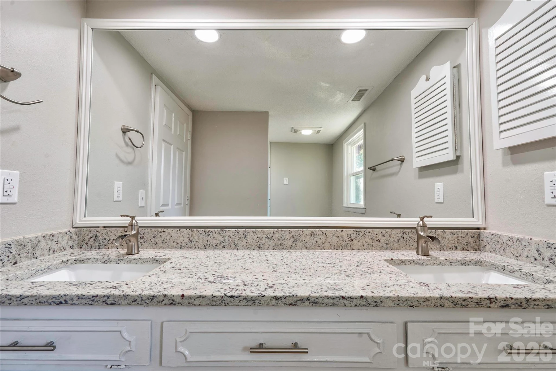 171 Center Street - Photo 20