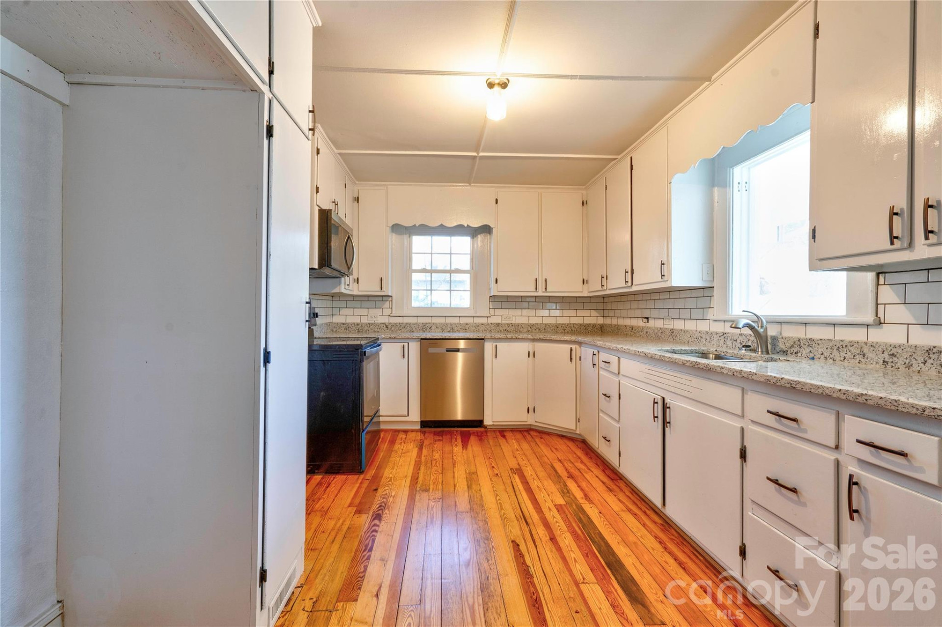 171 Center Street - Photo 32