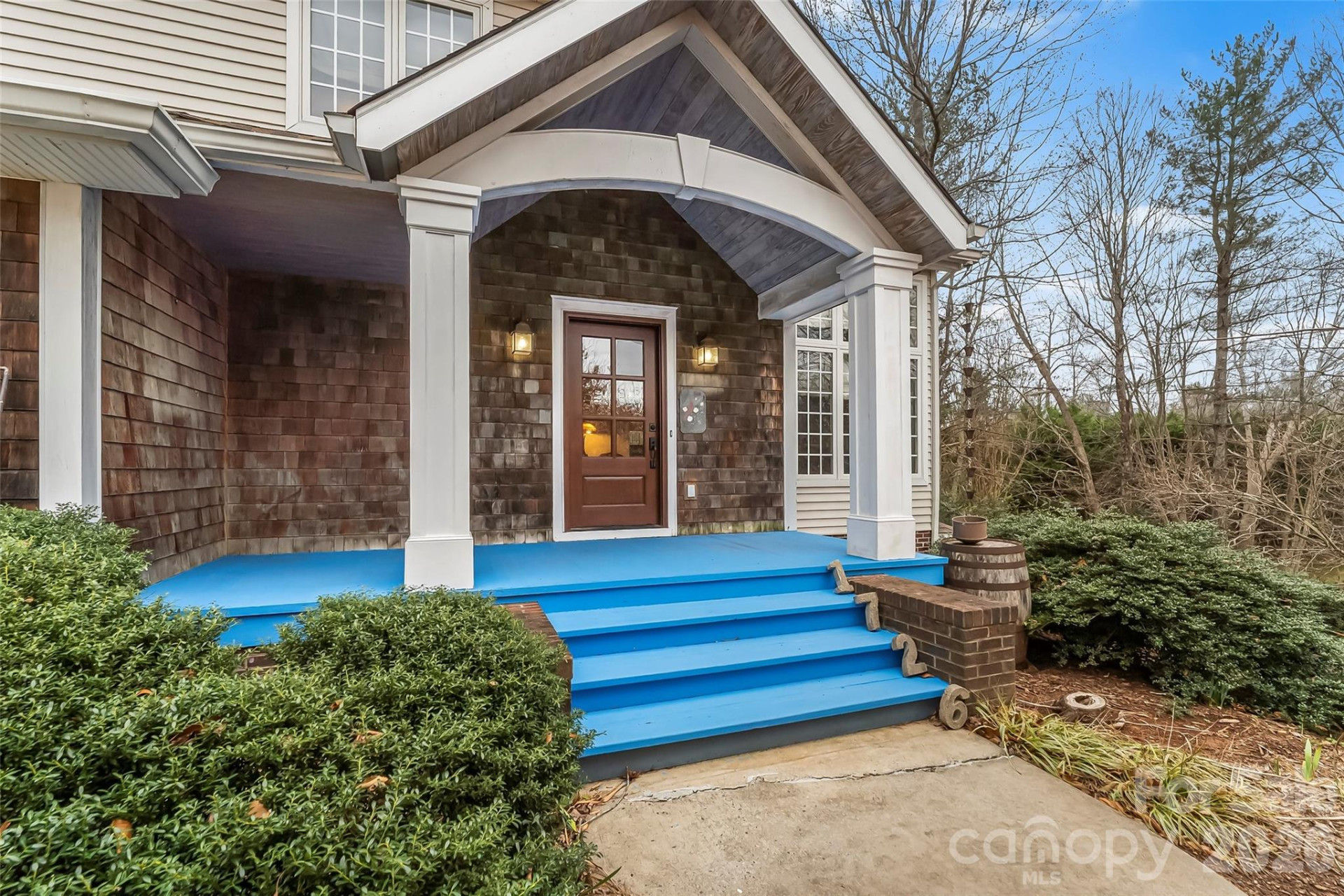 1726 Waterford Way - Photo 3