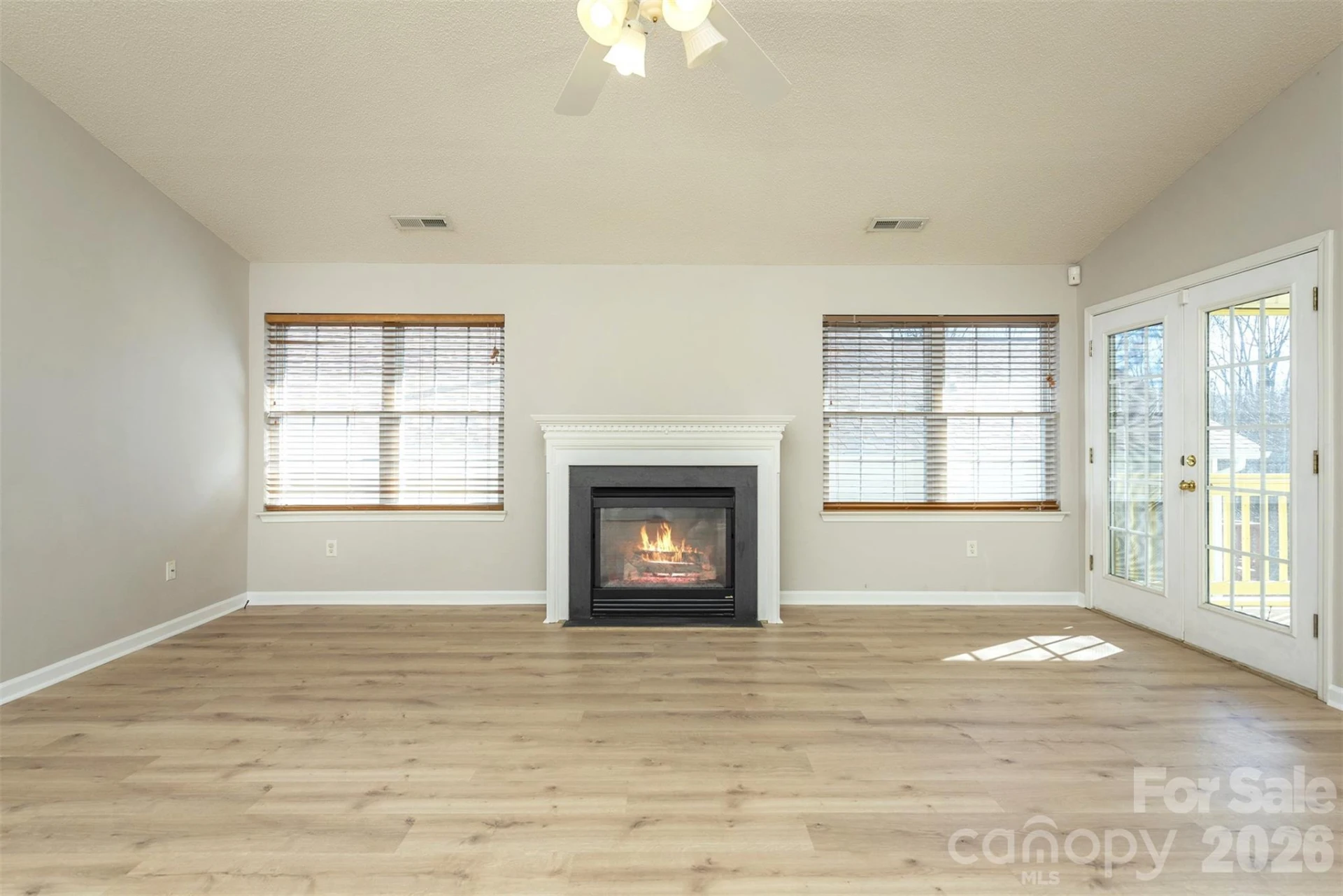 115 Creeks End Circle - Photo 2