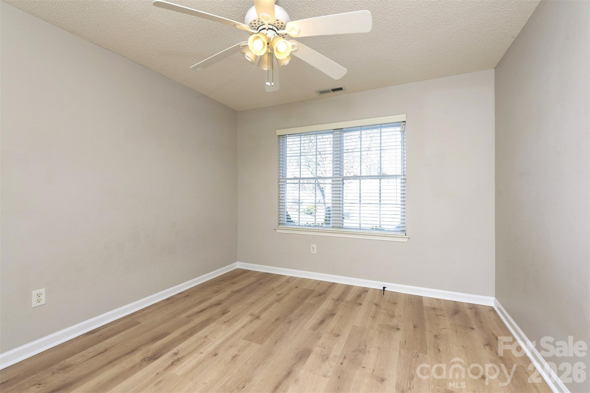 115 Creeks End Circle - Photo 20