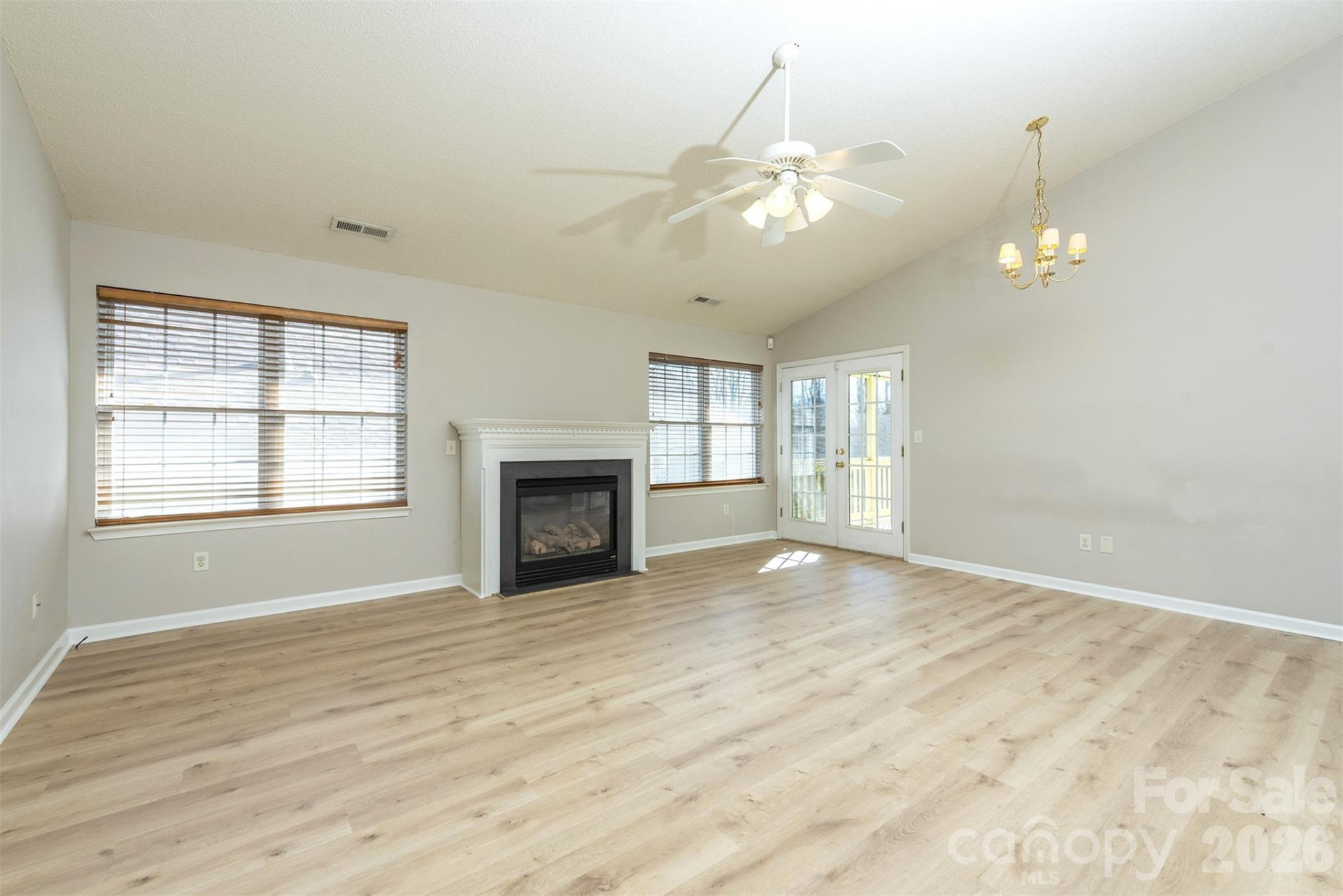 115 Creeks End Circle - Photo 3