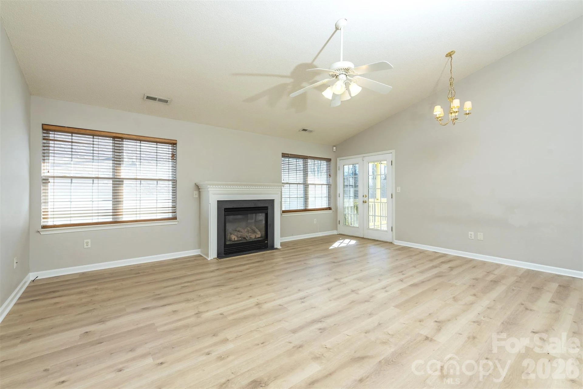 115 Creeks End Circle - Photo 3