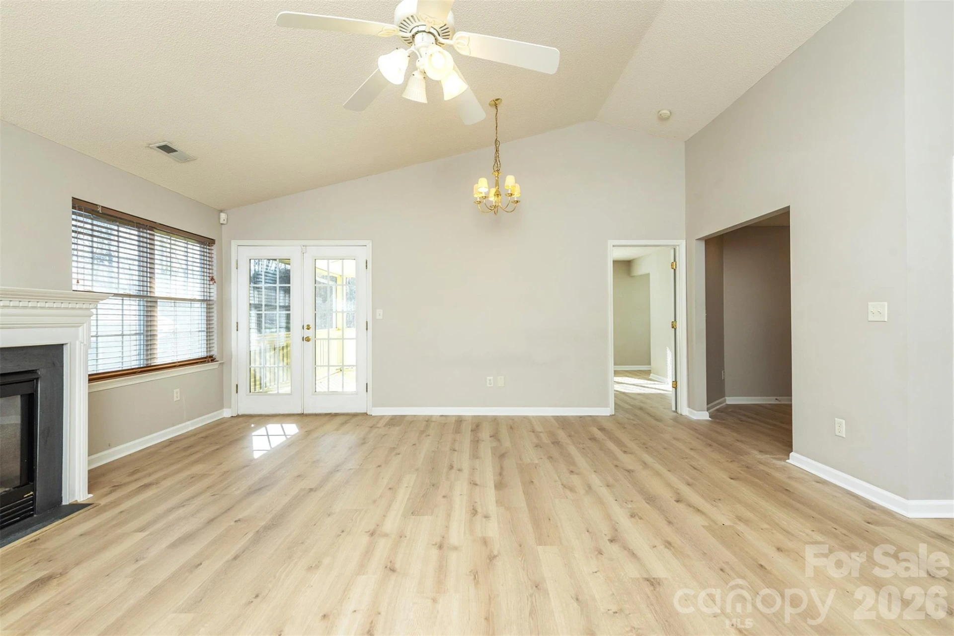 115 Creeks End Circle - Photo 4