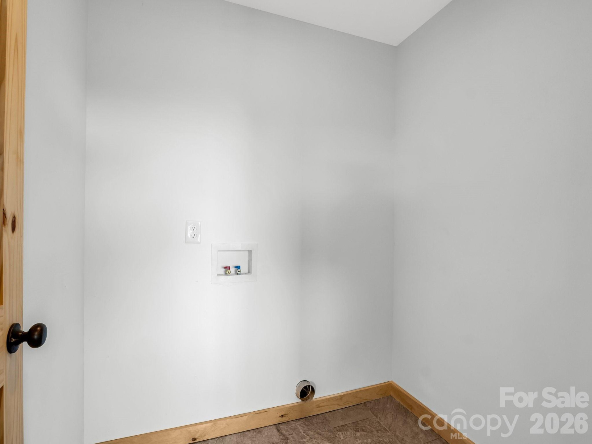 1480 Airport Road - Photo 32