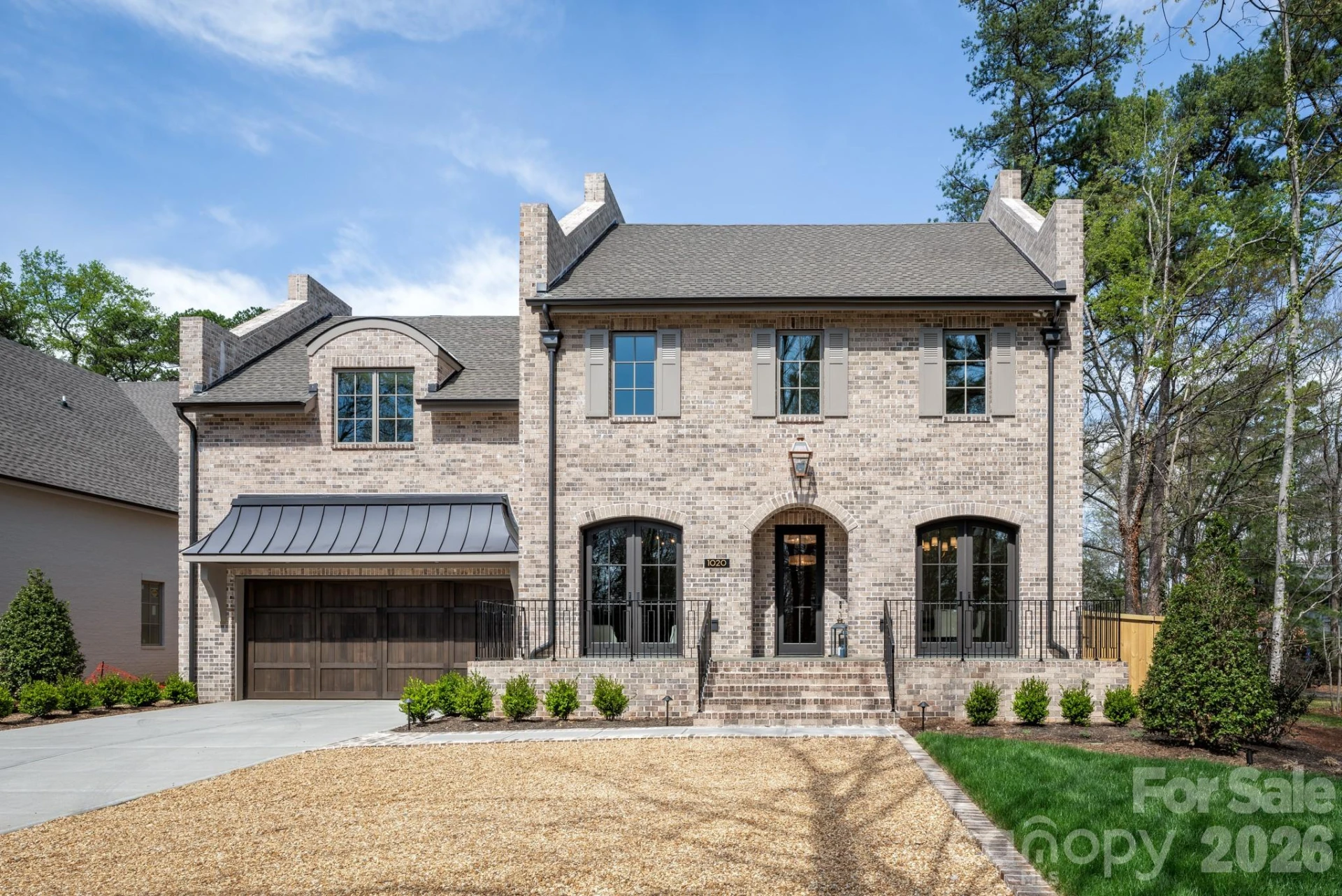 1020 Jefferson Drive - Photo 2