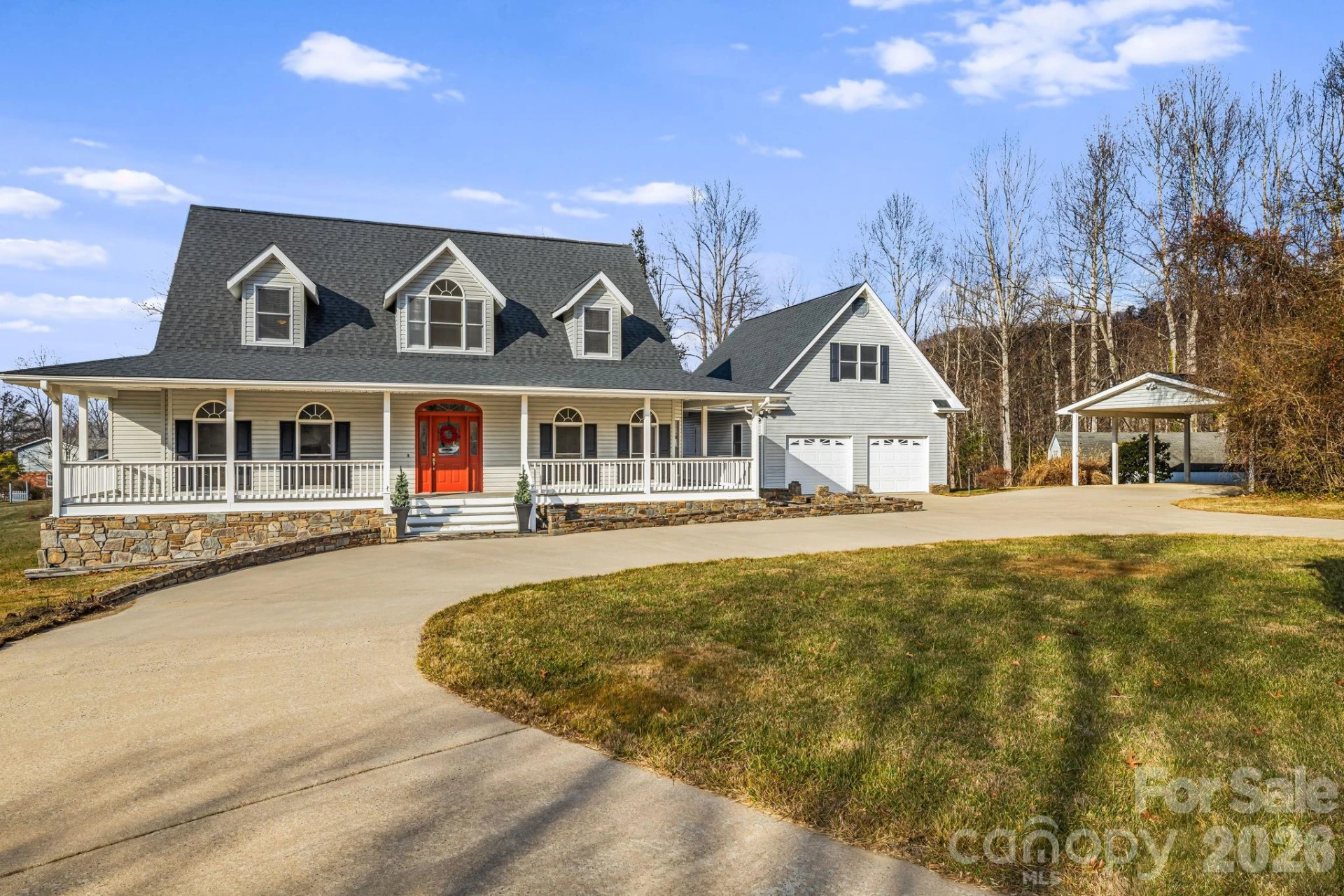 427 Mccoy Cove Road - Photo 2