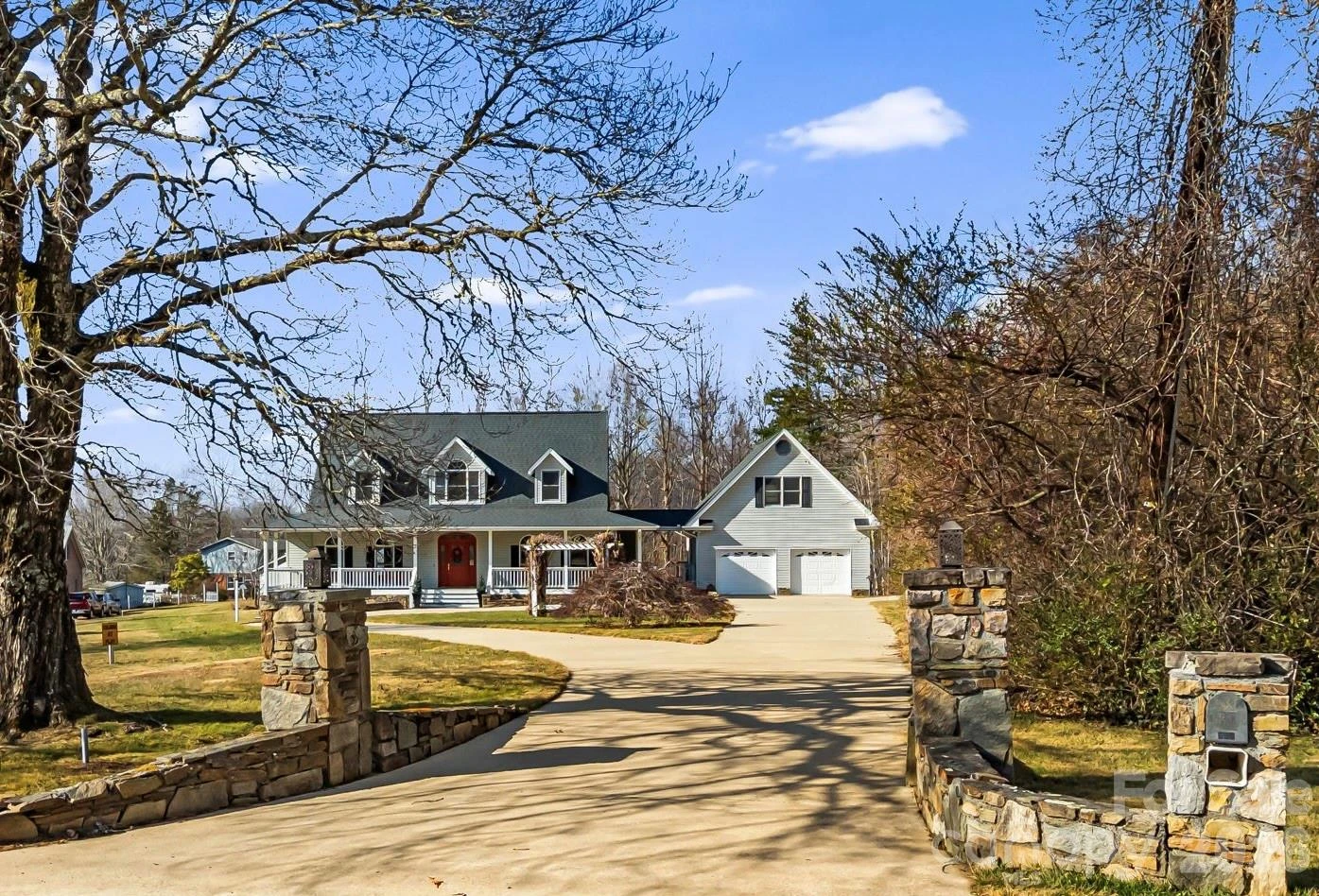 427 Mccoy Cove Road - Photo 3