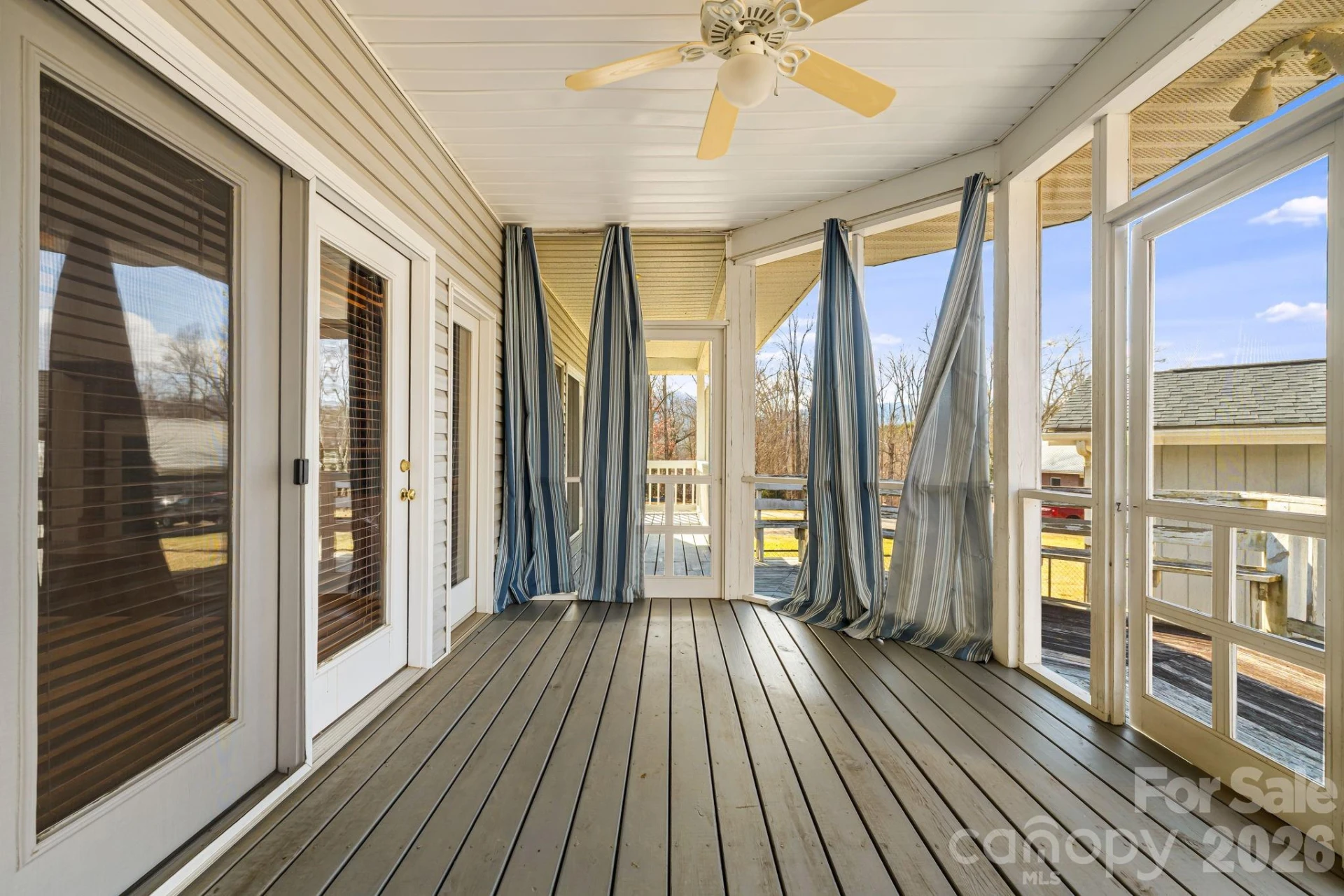 427 Mccoy Cove Road - Photo 34