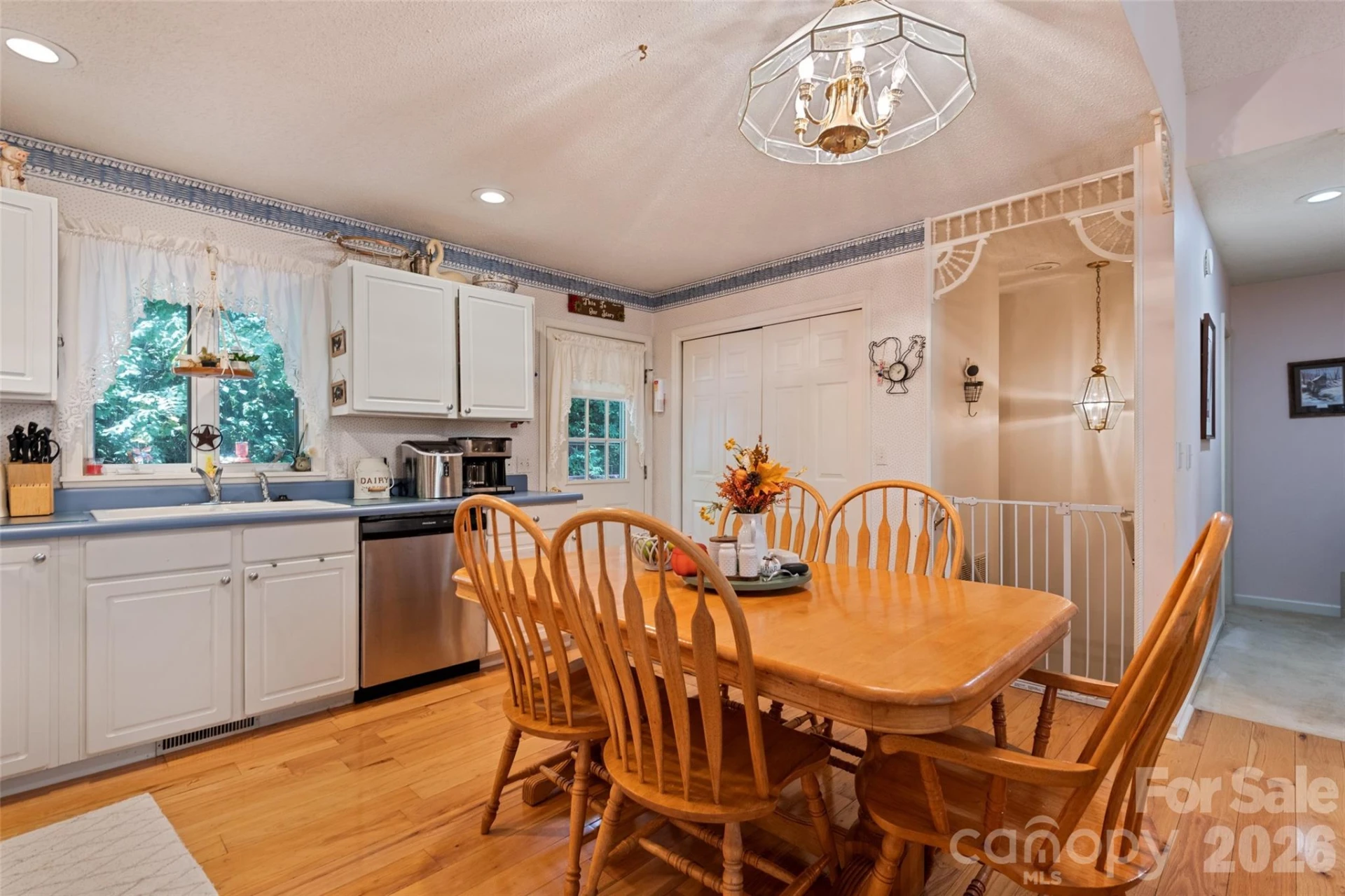 650 Creekside Drive - Photo 12