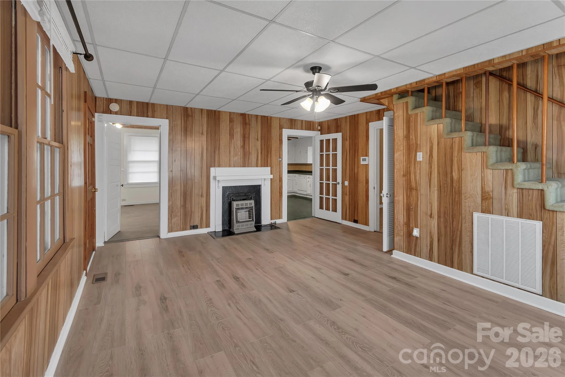 215 King Street - Photo 9