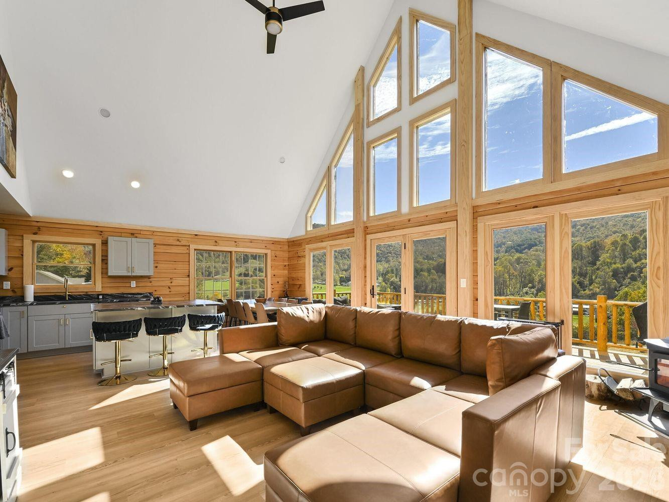 194 Fox Run Road - Photo 2