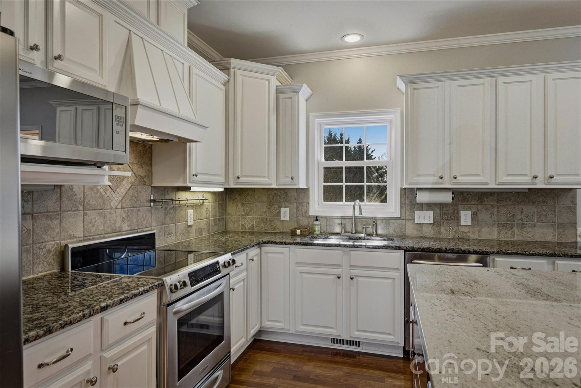 106 River Hills Way - Photo 9
