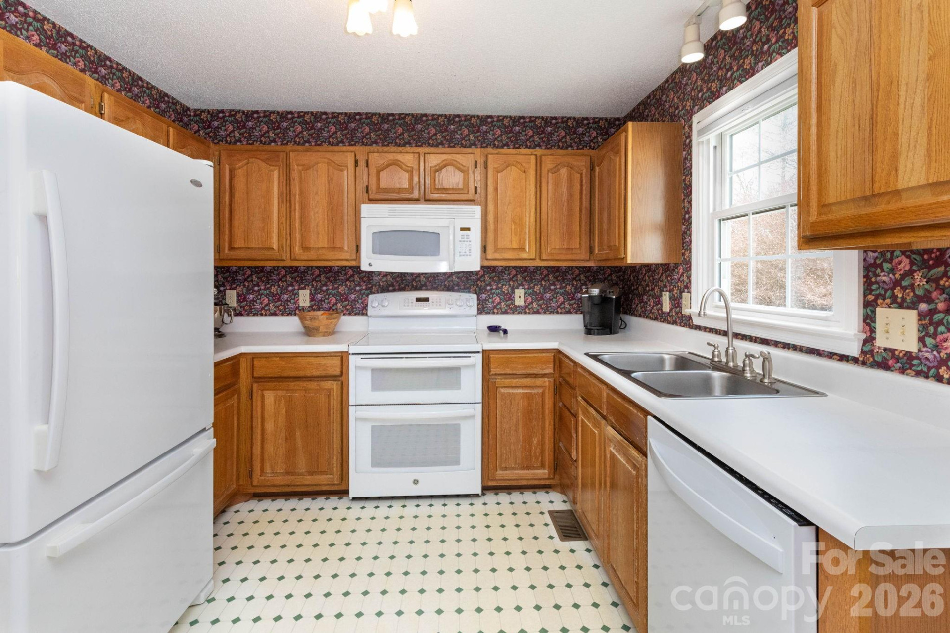 2 Strathmore Drive - Photo 7