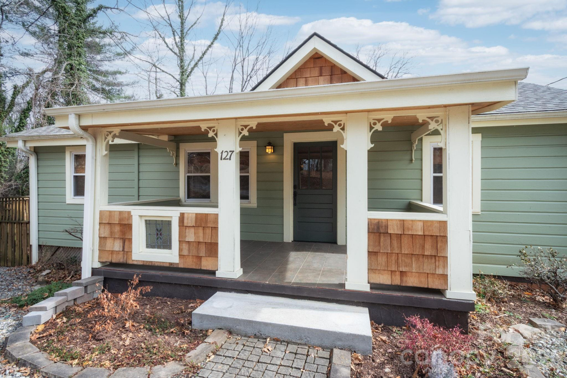 127 Shelburne Road