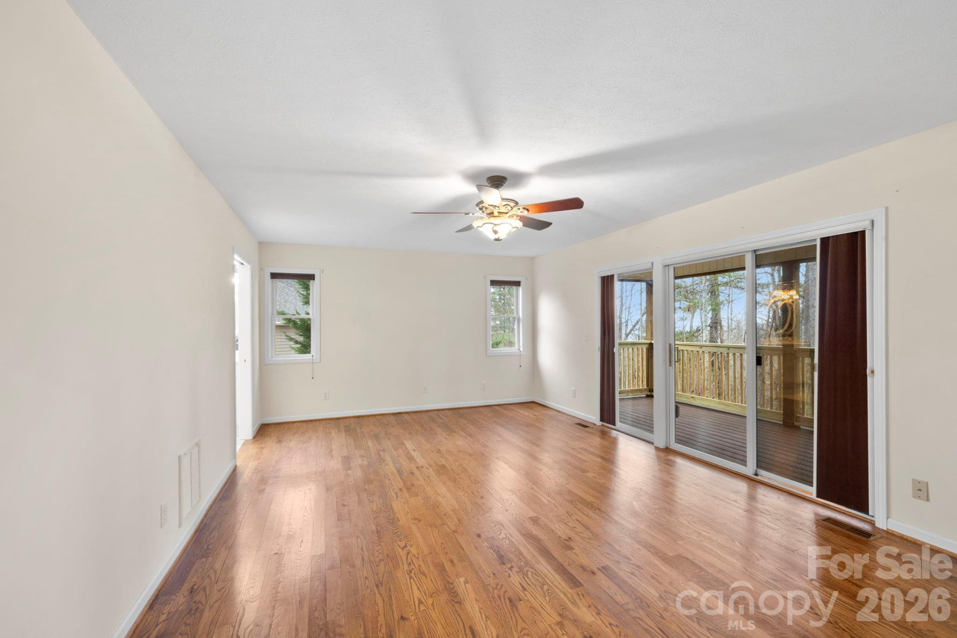 242 Carriage Summitt Way - Photo 12
