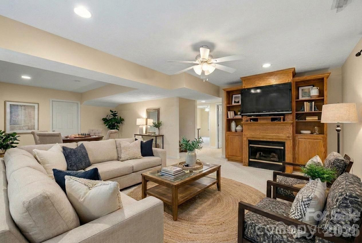 242 Carriage Summitt Way - Photo 22