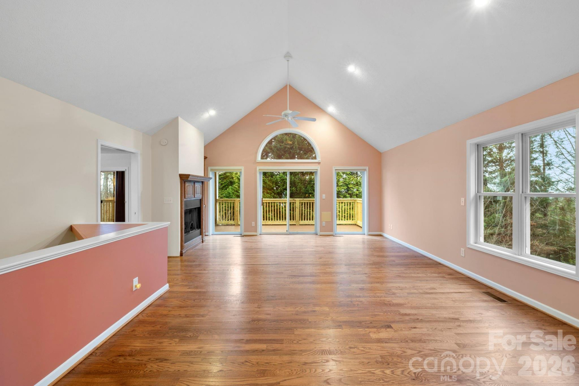 242 Carriage Summitt Way - Photo 4