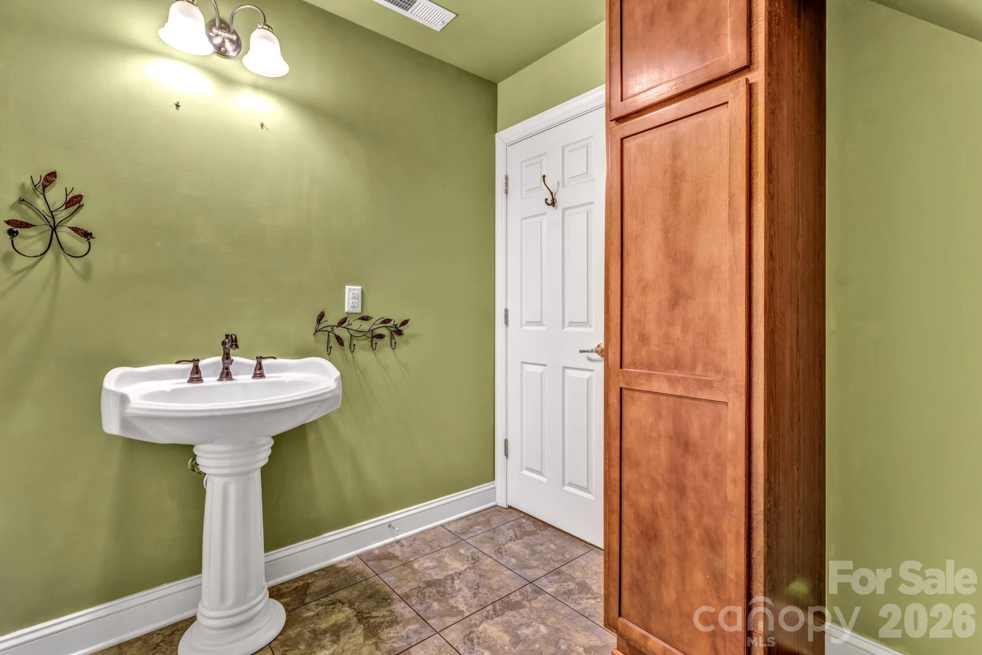 387 Goodview Drive - Photo 30