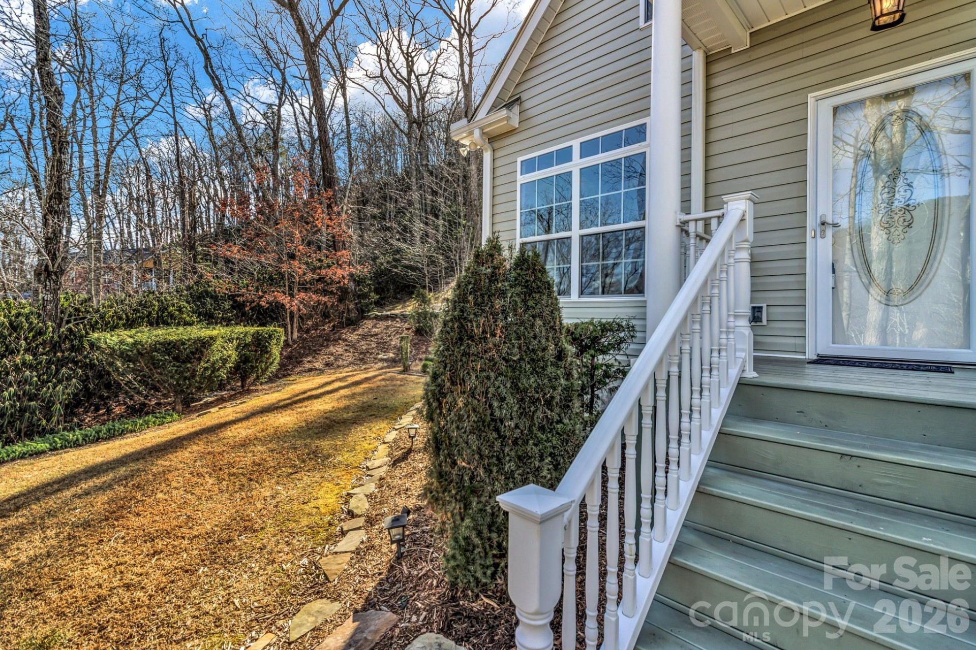 387 Goodview Drive - Photo 5