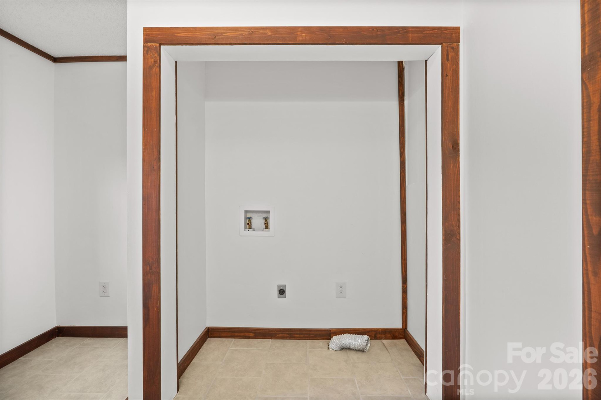 7400 Corn Hill Road - Photo 16