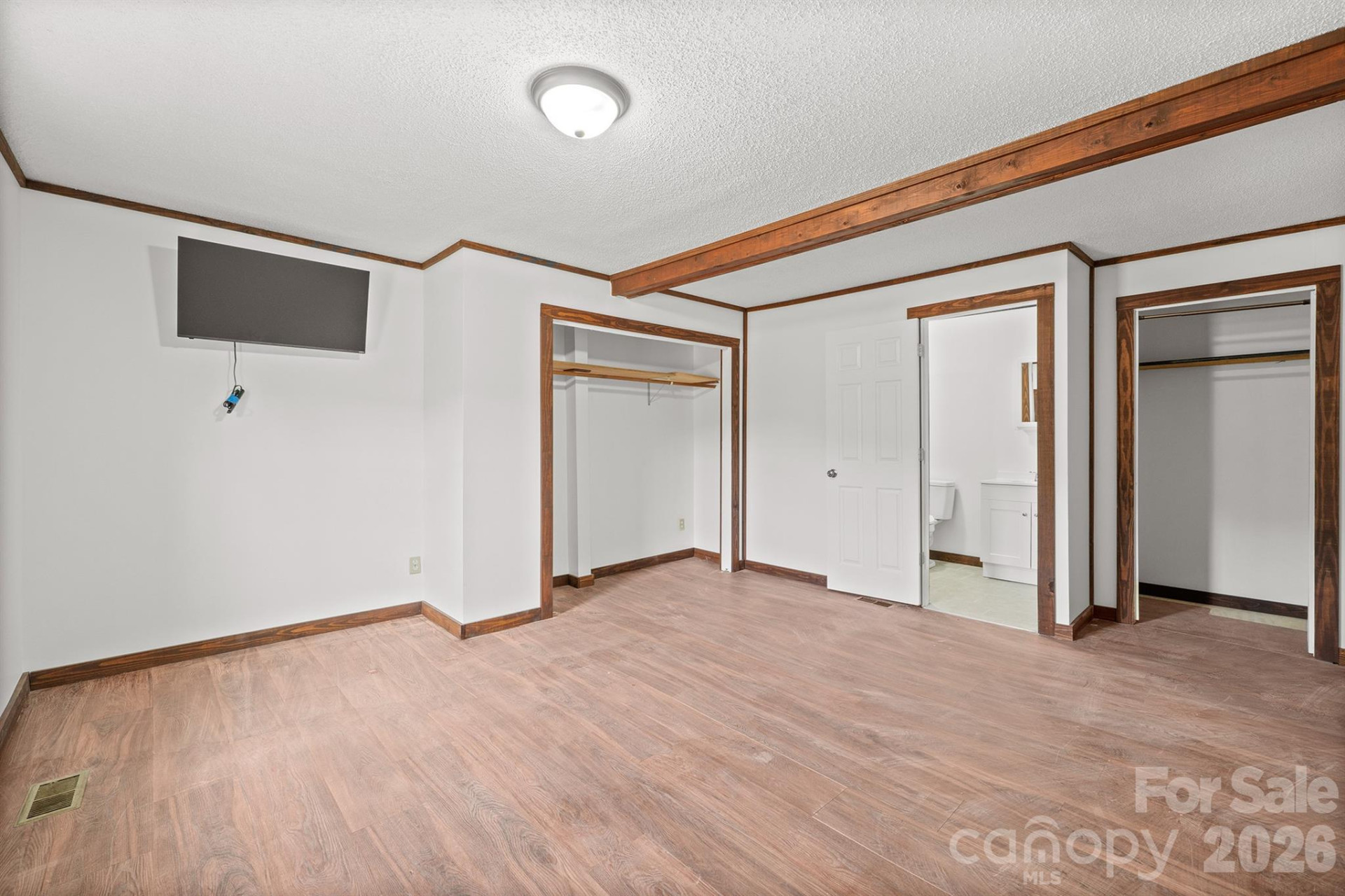 7400 Corn Hill Road - Photo 18