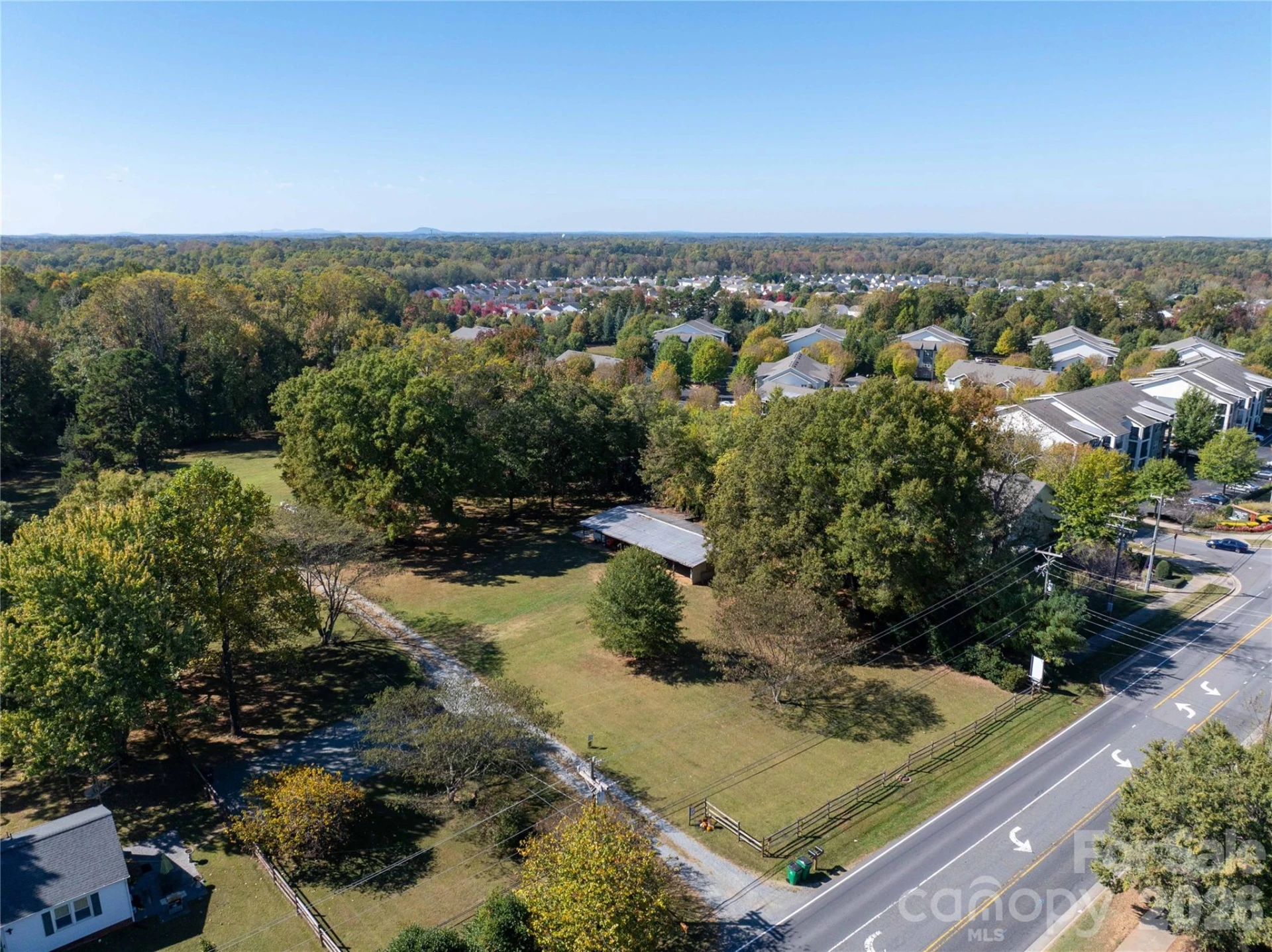 9009 Reames Road - Photo 3