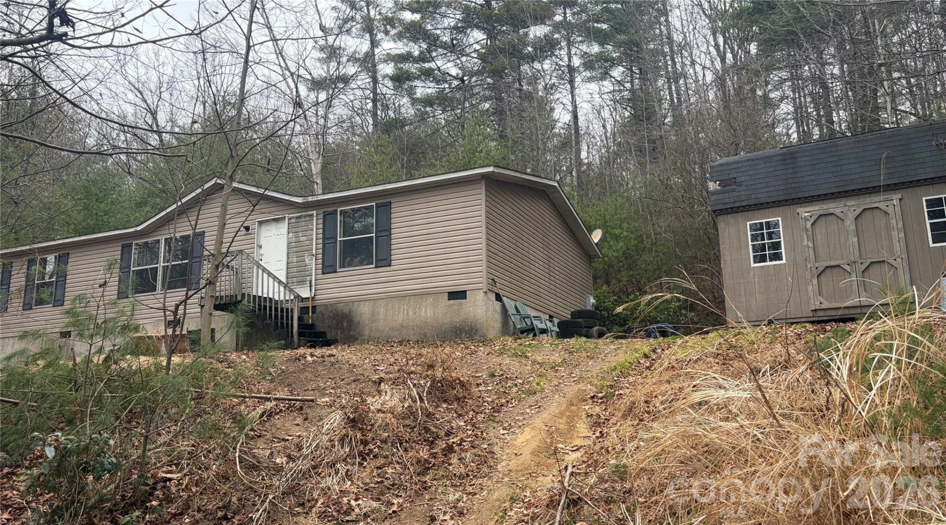 190 Pinewood Knoll Drive