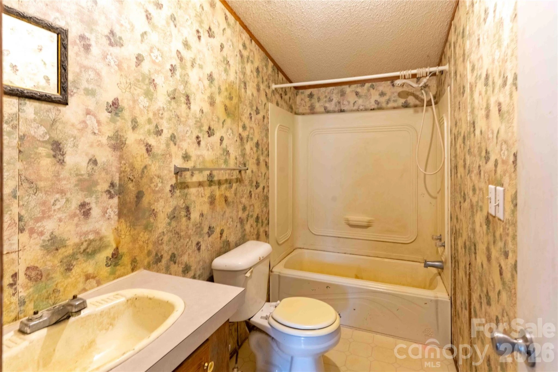 190 Pinewood Knoll Drive - Photo 13