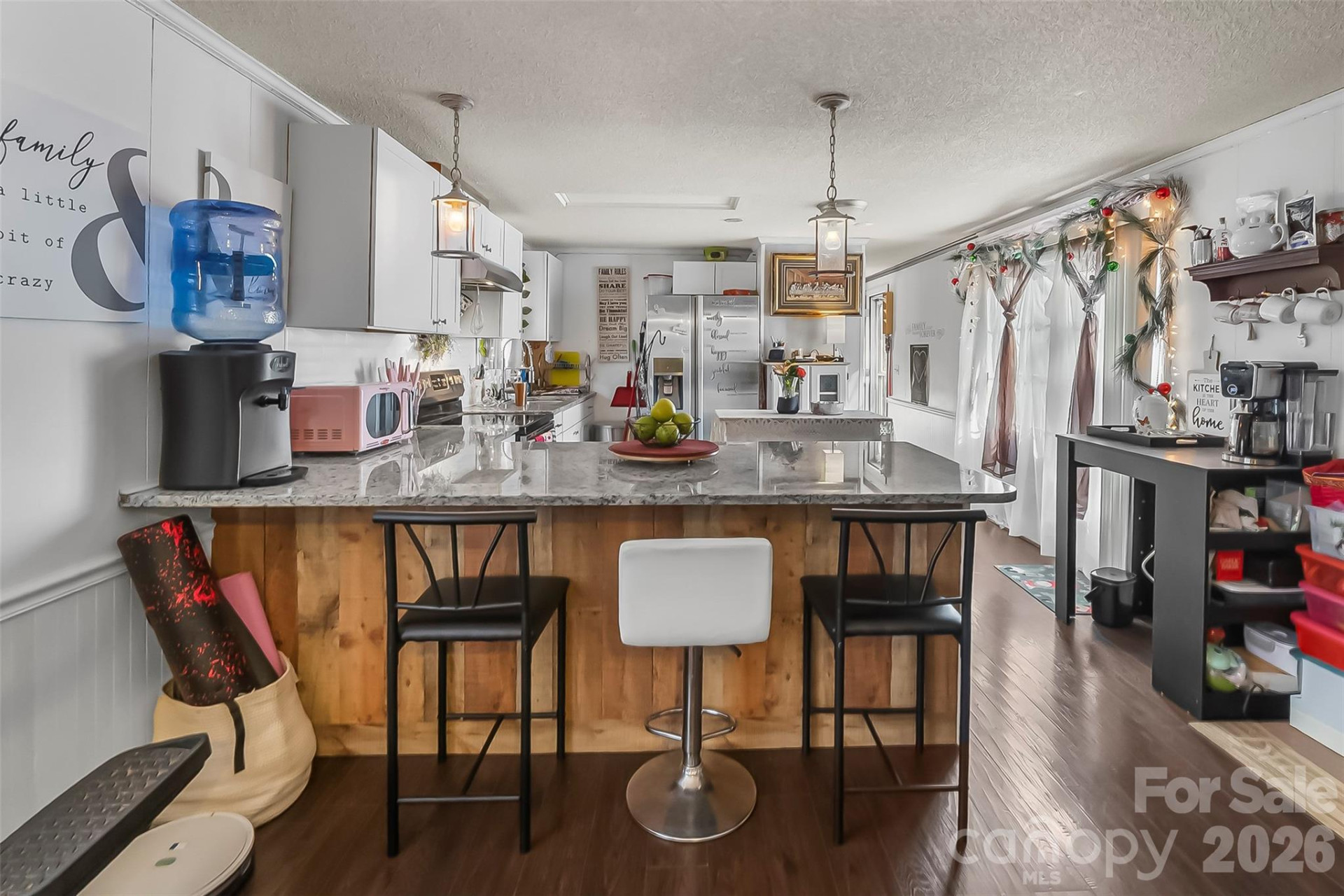 1446 Bridlewood Lane - Photo 7