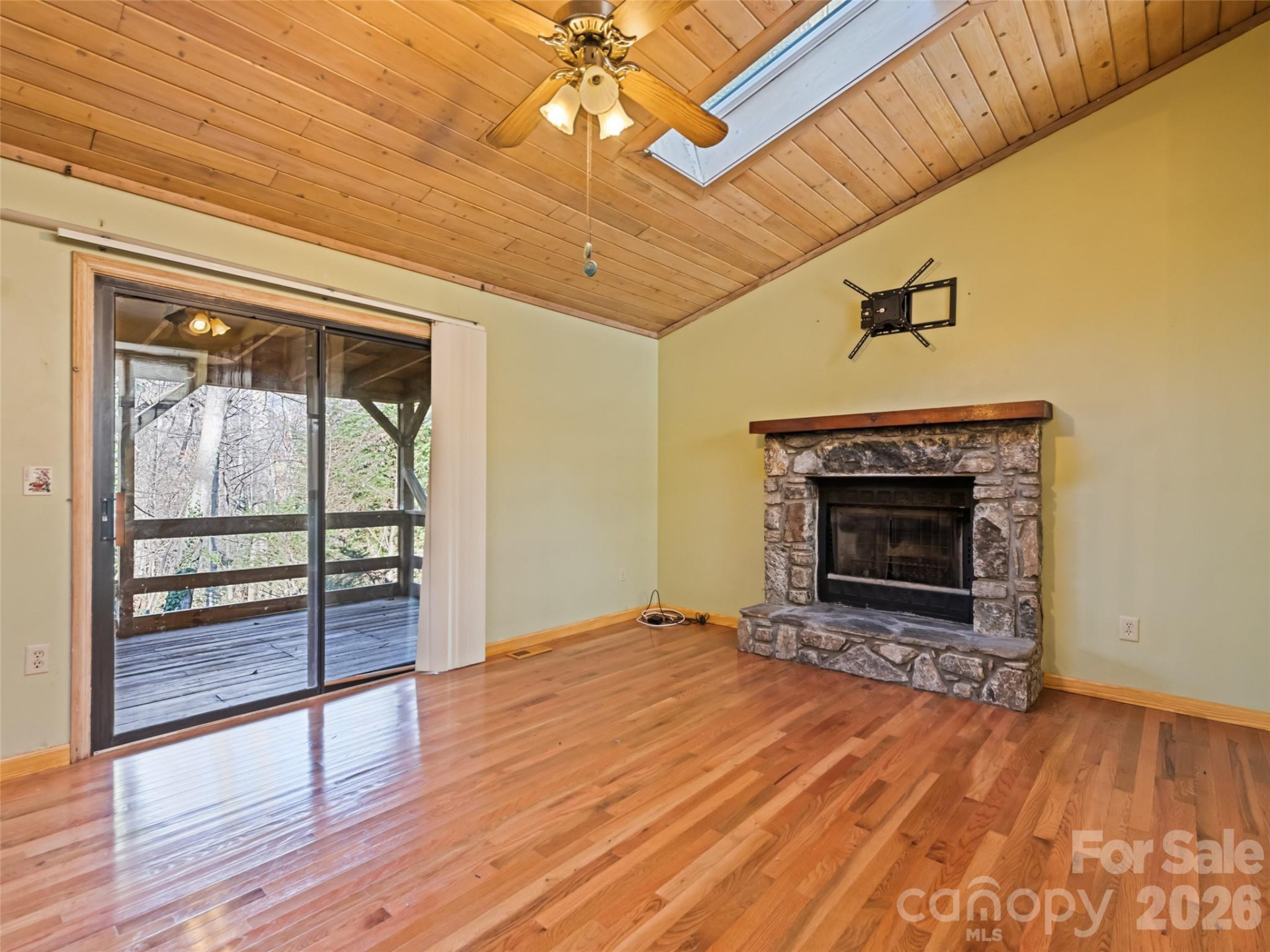 259 Hemlock Loop - Photo 18