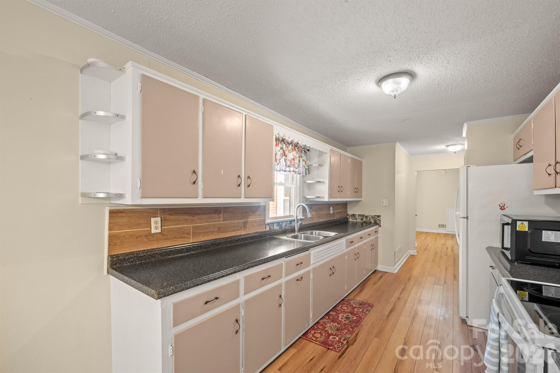 6264 US 221 Highway - Photo 20