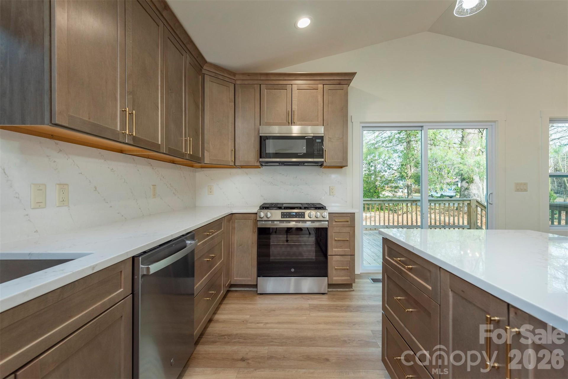 524 Pineland Road - Photo 15