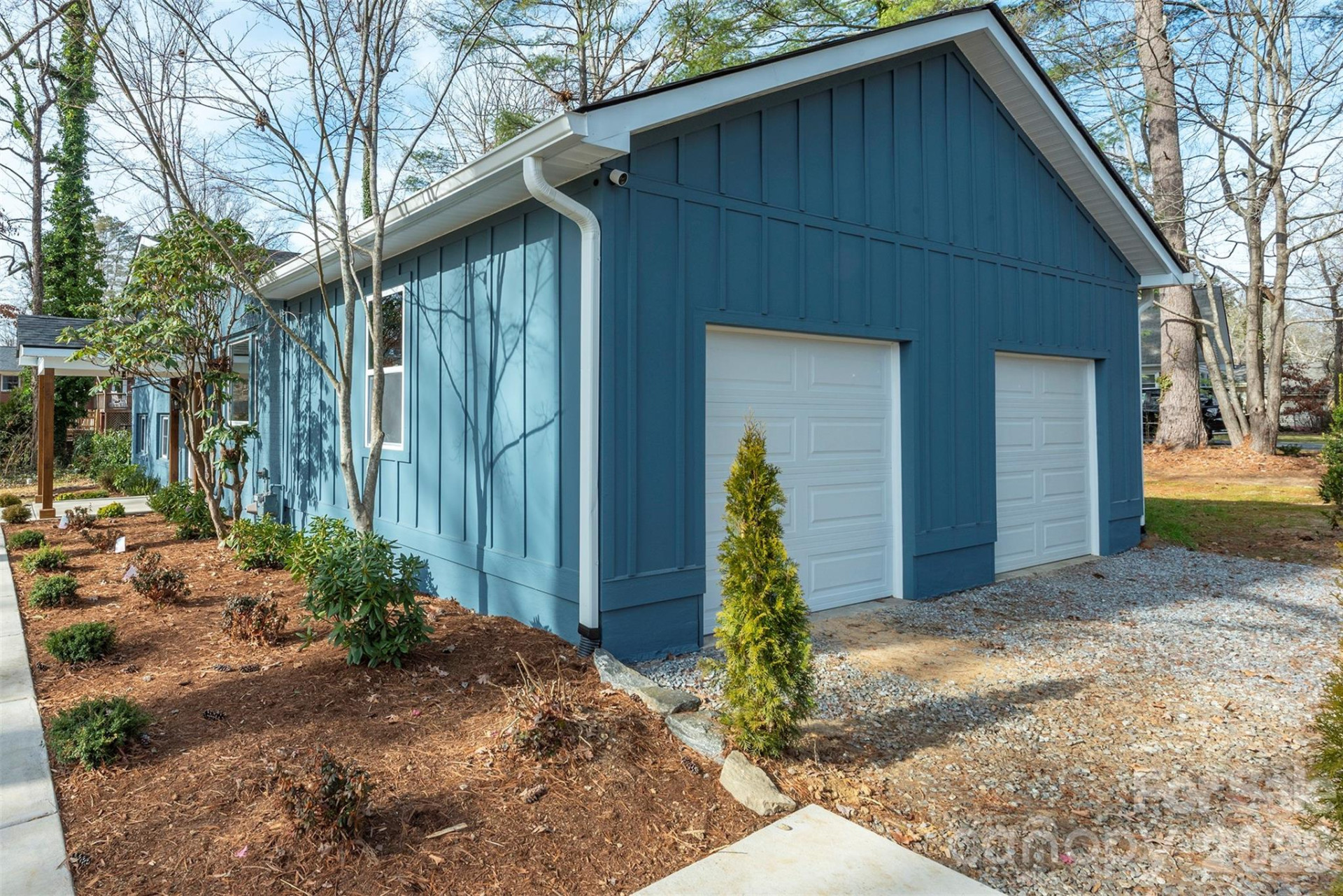 524 Pineland Road - Photo 4