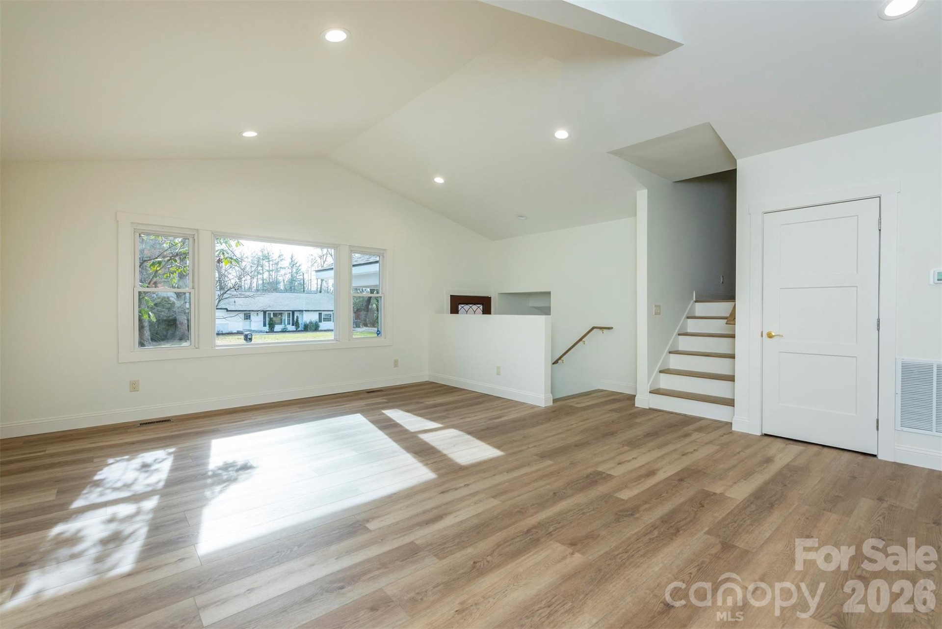 524 Pineland Road - Photo 6